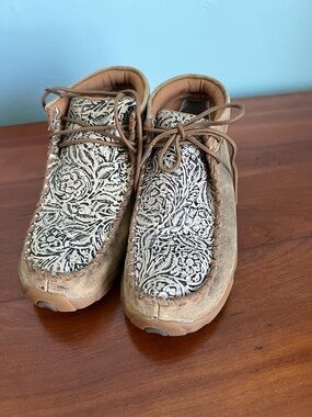 Twisted X Womens/Youth Chukka Driving Moc WDM0080 Brown Leather Floral Shoes